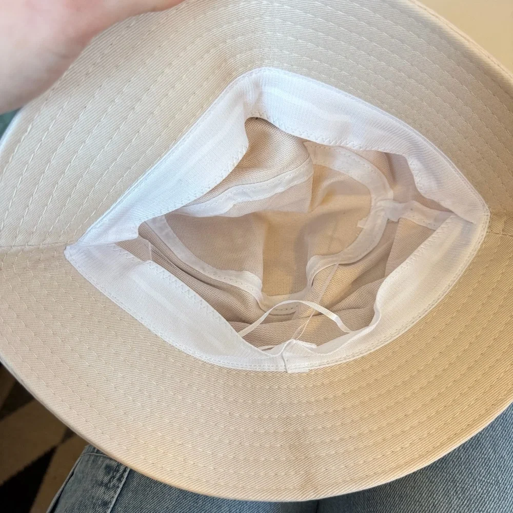 Off White Bucket Hat with Smiley Embroidery - Picture 3 of 4